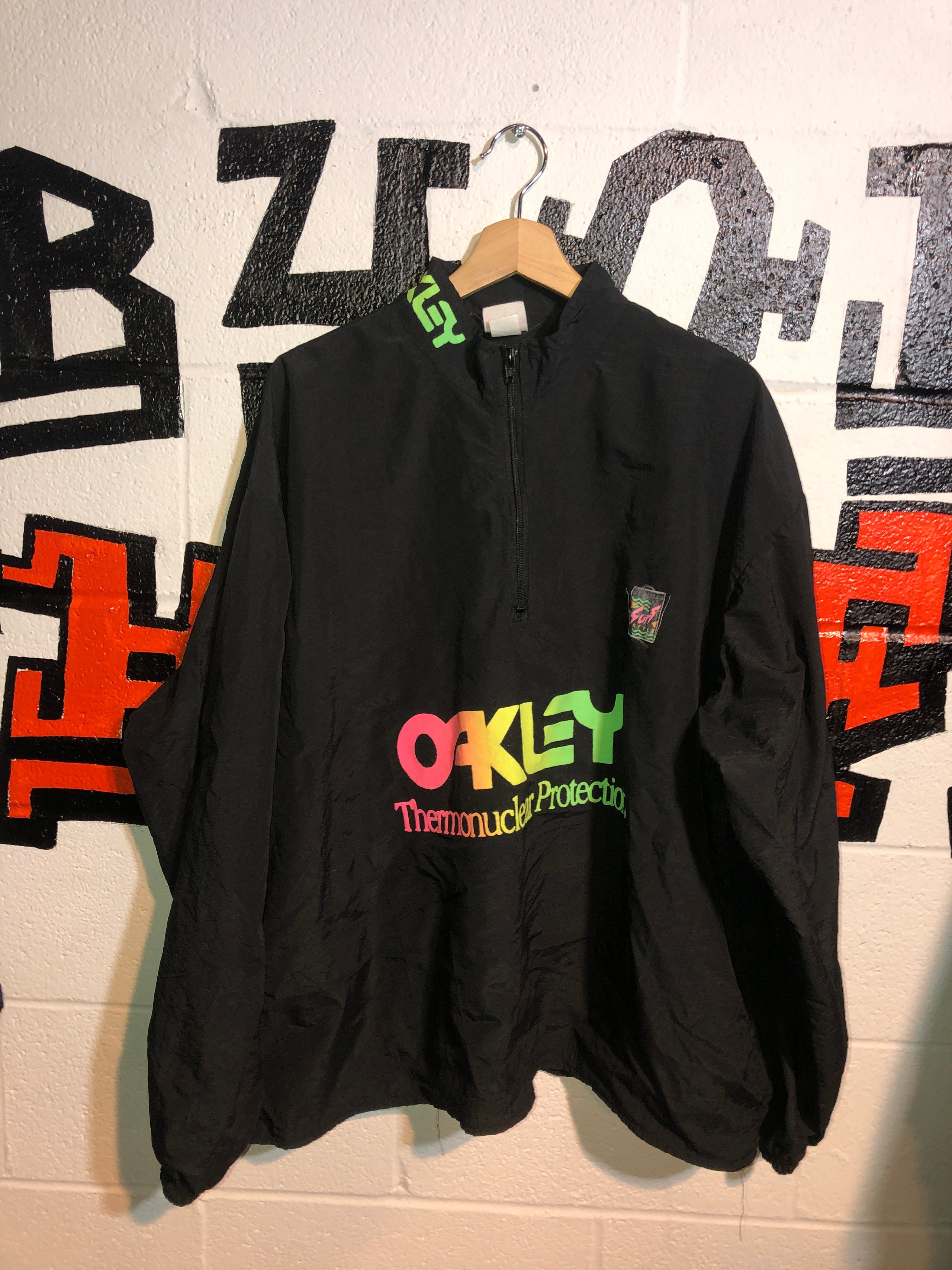 Vintage discount oakley windbreaker
